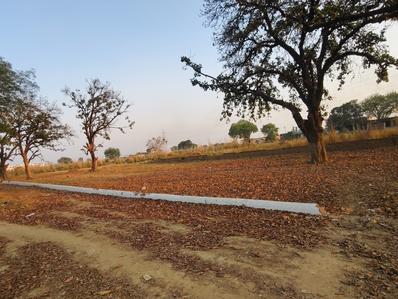 Image of 1000 Sq.ft Residential Plot / Land for sale in Bamrauli, Allahabad for Rs. 1200000