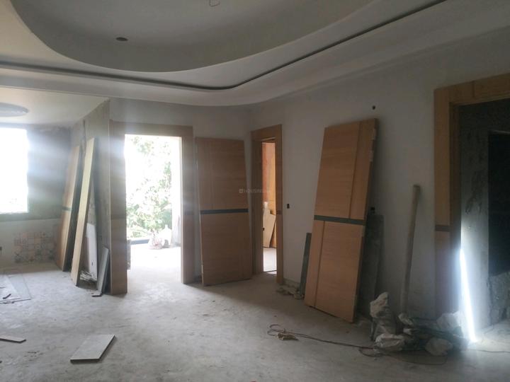 DDA Market, Vikaspuri Main Image 1