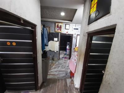 Balcony Image of 700 Sq.ft 3 BHK Builder Floor for sale in Tangra Kolkata for Rs. 3000000