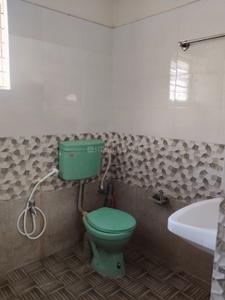 Bathroom Image of 800 Sq.ft 2 BHK Apartment / Flat for rent in Kodambakkam Chennai for Rs. 29000