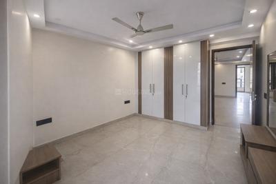 Bedroom Image of 1800 Sq.ft 3 BHK Builder Floor for sale in Raja Garden New Delhi for Rs. 35000000