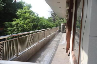 Balcony Image of 6000 Sq.ft 6 BHK Builder Floor for sale in Unitech Residency Greens, Sector 46 Gurgaon for Rs. 110000000