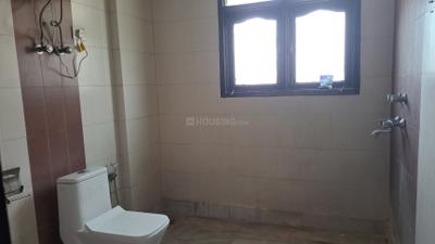 Image of 2600 Sq.ft 3 BHK Apartment / Flat for rent in Sector 10A, Gurgaon for Rs. 32000
