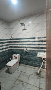 Bathroom Image of 400 Sq.ft 1 RK Builder Floor for rent in New Ashok Nagar New Delhi for Rs. 13000