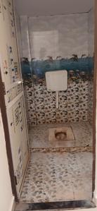 Bathroom Image of 500 Sq.ft 1 BHK Independent House for sale in South Civil Lines Jabalpur for Rs. 1471000