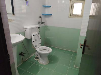 Image of 1600 Sq.ft 3 BHK Apartment / Flat for rent in Panchsheel Wellington, Crossings Republik, Ghaziabad for Rs. 25000