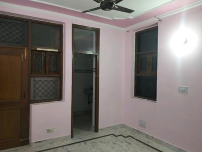 Bedroom Image of 1440 Sq.ft 3 BHK Builder Floor for rent in Mukherjee Nagar New Delhi for Rs. 50000