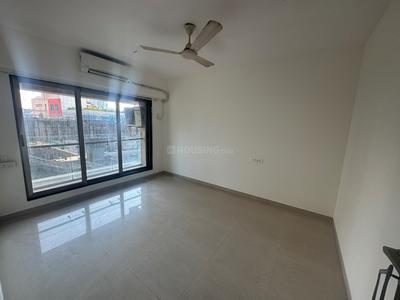 Bedroom Image of 1300 Sq.ft 2 BHK Apartment / Flat for rent in Lashkaria Green Height, Andheri West Mumbai for Rs. 85000