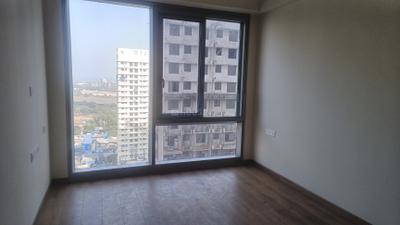 Bedroom Image of 700 Sq.ft 2 BHK Apartment / Flat for rent in Piramal Aranya, Byculla Mumbai for Rs. 110001