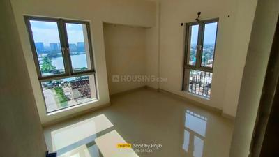 Balcony Image of 904 Sq.ft 2 BHK Apartment / Flat for sale in Merlin 5th Avenue, Dhapa Kolkata for Rs. 12500000