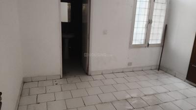 Bedroom Image of 1600 Sq.ft 3 BHK Apartment / Flat for rent in CGHS Sabka Ghar Apartments, Sector 6 Dwarka New Delhi for Rs. 40000