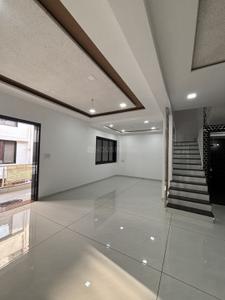 Living Room Image of 3450 Sq.ft 4 BHK Independent House for sale in Jahangir Pura Surat for Rs. 16500000