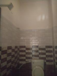 Bathroom Image of 600 Sq.ft 1 BHK Independent House for rent in Gunadala Vijayawada for Rs. 9000