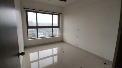 Bedroom Image of 900 Sq.ft 2 BHK Apartment / Flat for rent in Kalpataru Paramount, Thane West Thane for Rs. 45000