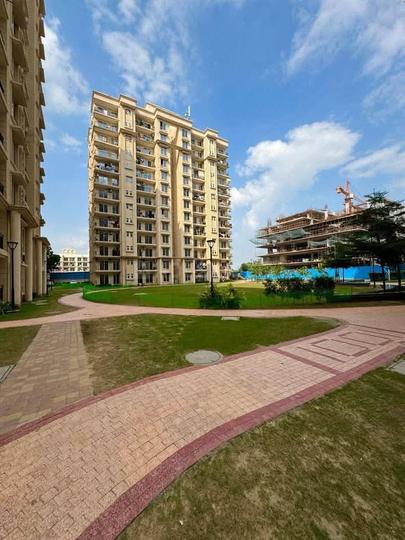 Signature Global The Serenas Main Image 1