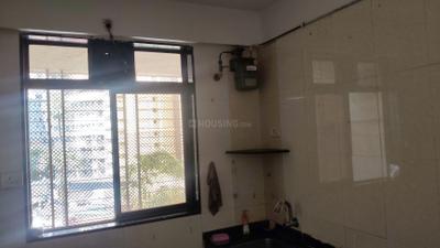Kitchen Image of 600 Sq.ft 1 BHK Apartment / Flat for rent in Gemstar Symphony, Kandivali West Mumbai for Rs. 35000