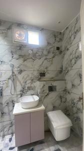 Bathroom Image of 1440 Sq.ft 3 BHK Builder Floor for sale in  Vigyan Vihar RWA, Surajmal Vihar New Delhi for Rs. 32500000