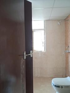 Common Bathroom Image of 1350 Sq.ft 3 BHK Apartment / Flat for sale in Amrapali Heartbeat City, Sector 107 Noida for Rs. 14000000