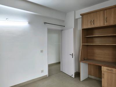 Bedroom Image of 2200 Sq.ft 4 BHK Apartment / Flat for sale in Tulip Purple, Sector 69 Gurgaon for Rs. 28000000