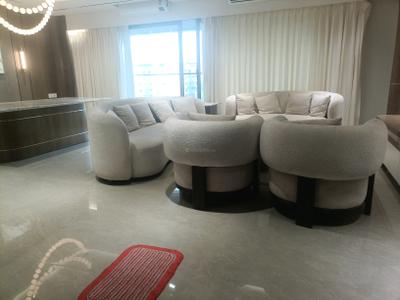 Living Room Image of 2800 Sq.ft 4 BHK Apartment / Flat for sale in Neelkanth Avenue, Kharghar Navi Mumbai for Rs. 40000000