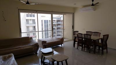 Living Room Image of 2000 Sq.ft 3 BHK Apartment / Flat for rent in Siddhivinayak Highland, Bhayli Vadodara for Rs. 45000