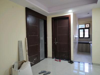 Living Room Image of 650 Sq.ft 1 BHK Apartment / Flat for rent in Chhattarpur New Delhi for Rs. 15000