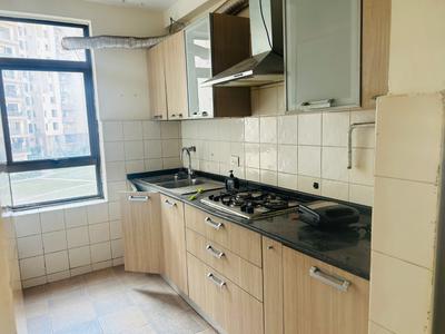 Kitchen Image of 1250 Sq.ft 2 BHK Apartment / Flat for rent in Unitech Fresco, Sector 50 Gurgaon for Rs. 46500