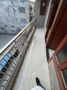 Balcony Image of 950 Sq.ft 3 BHK Builder Floor for sale in Pul Prahlad Pur New Delhi for Rs. 8500000
