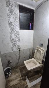 Bathroom Image of 550 Sq.ft 1 BHK Apartment / Flat for rent in Vijay Park, Kasarvadavali Thane for Rs. 20000