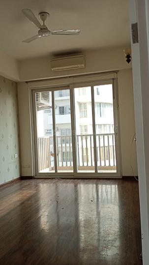 Emaar MGF The Palm Drive Main Image 1