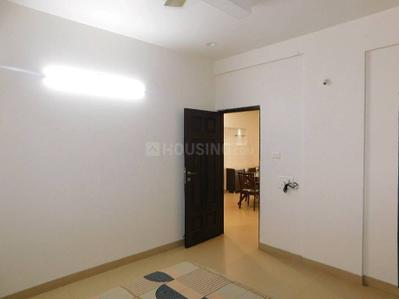 Bedroom Image of 1010 Sq.ft 2 BHK Apartment / Flat for rent in Puravankara Palm Beach, Kyalasanahalli Bengaluru for Rs. 42000