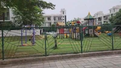 Image of 400 Sq.ft Residential Plot / Land for sale in Central Park Flower Valley, Sector 33, Sohna for Rs. 100000000