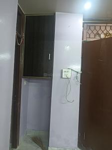 Bedroom Image of 750 Sq.ft 2 BHK Apartment / Flat for sale in Aya Nagar New Delhi for Rs. 2800000