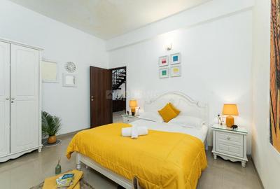 Bedroom Image of 1500 Sq.ft 3 BHK Apartment / Flat for rent in Rizvi Continental Tower, Bandra West Mumbai for Rs. 175000