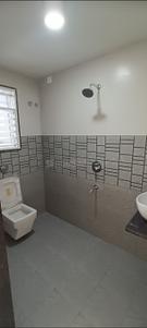 Bathroom Image of 1800 Sq.ft 3 BHK Apartment / Flat for rent in Civil Lines Nagpur for Rs. 43000