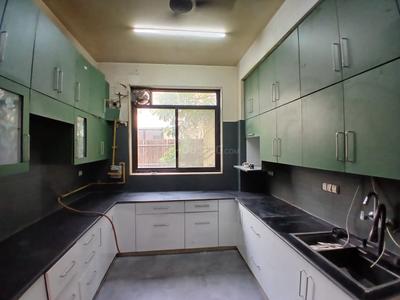 Kitchen Image of 2250 Sq.ft 3 BHK Builder Floor for rent in Nizamuddin West New Delhi for Rs. 100000