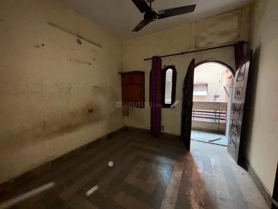 Bedroom Image of 990 Sq.ft 8 BHK Independent House for sale in Anand Parbat New Delhi for Rs. 20000000