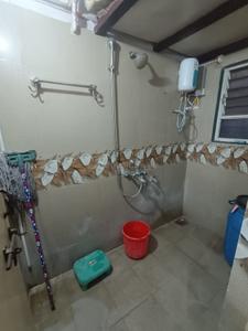 Bathroom Image of 600 Sq.ft 1 BHK Apartment / Flat for rent in Mantri Housing Complex, Dapodi Pune for Rs. 14000