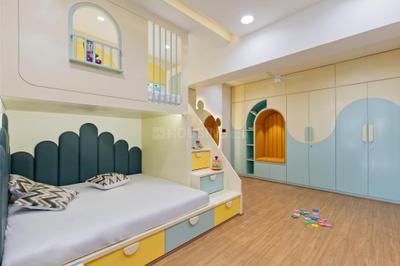 Bedroom Image of 4100 Sq.ft 4 BHK Penthouse for sale in Godrej Garden City, Jagatpur Ahmedabad for Rs. 27400000