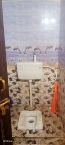 Bathroom Image of 650 Sq.ft 2 BHK Apartment / Flat for sale in Allipuram Visakhapatnam for Rs. 3100000