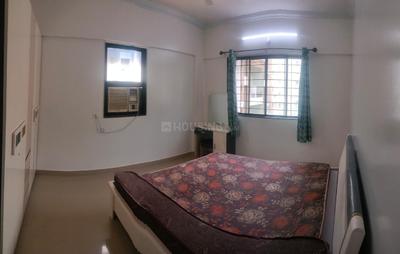 Bedroom Image of 980 Sq.ft 2 BHK Apartment / Flat for rent in Magarpatta Iris, Magarpatta City Pune for Rs. 40000