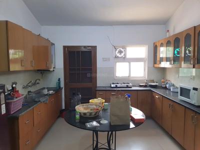 Car Garage Image of 9000 Sq.ft 10 BHK Independent House for sale in Sector 23 Gurgaon for Rs. 150000000