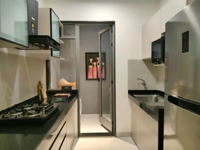 Kitchen Image of 900 Sq.ft 2 BHK Apartment / Flat for sale in Rustomjee La Familia, Thane West Thane for Rs. 15000000