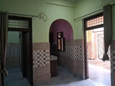 Living Room Image of 600 Sq.ft 1 BHK Independent House for rent in Sector 81 Noida for Rs. 12000