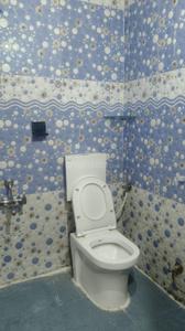 Bathroom Image of 1000 Sq.ft 2 BHK Apartment / Flat for rent in Mahalakshmi Nagar Indore for Rs. 27000