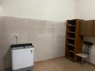 Kitchen Image of 900 Sq.ft 1 BHK Builder Floor for rent in Sector 40 Gurgaon for Rs. 29000