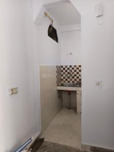 Bathroom Image of 610 Sq.ft 2 BHK Apartment / Flat for sale in Okhla New Delhi for Rs. 4800000