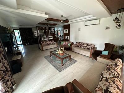 Hall Image of 4500 Sq.ft 4.5 BHK Apartment / Flat for rent in Trikuta Nagar Jammu for Rs. 51999
