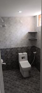 Bathroom Image of 500 Sq.ft 1 BHK Independent House for sale in Karanampettai Coimbatore for Rs. 2750000