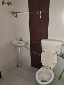 Bathroom Image of 1200 Sq.ft 2 BHK Independent House for rent in Jankipuram Lucknow for Rs. 10000